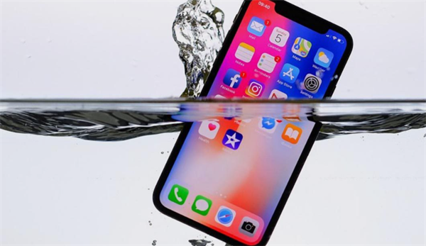 Что делать, если в iPhone попала вода